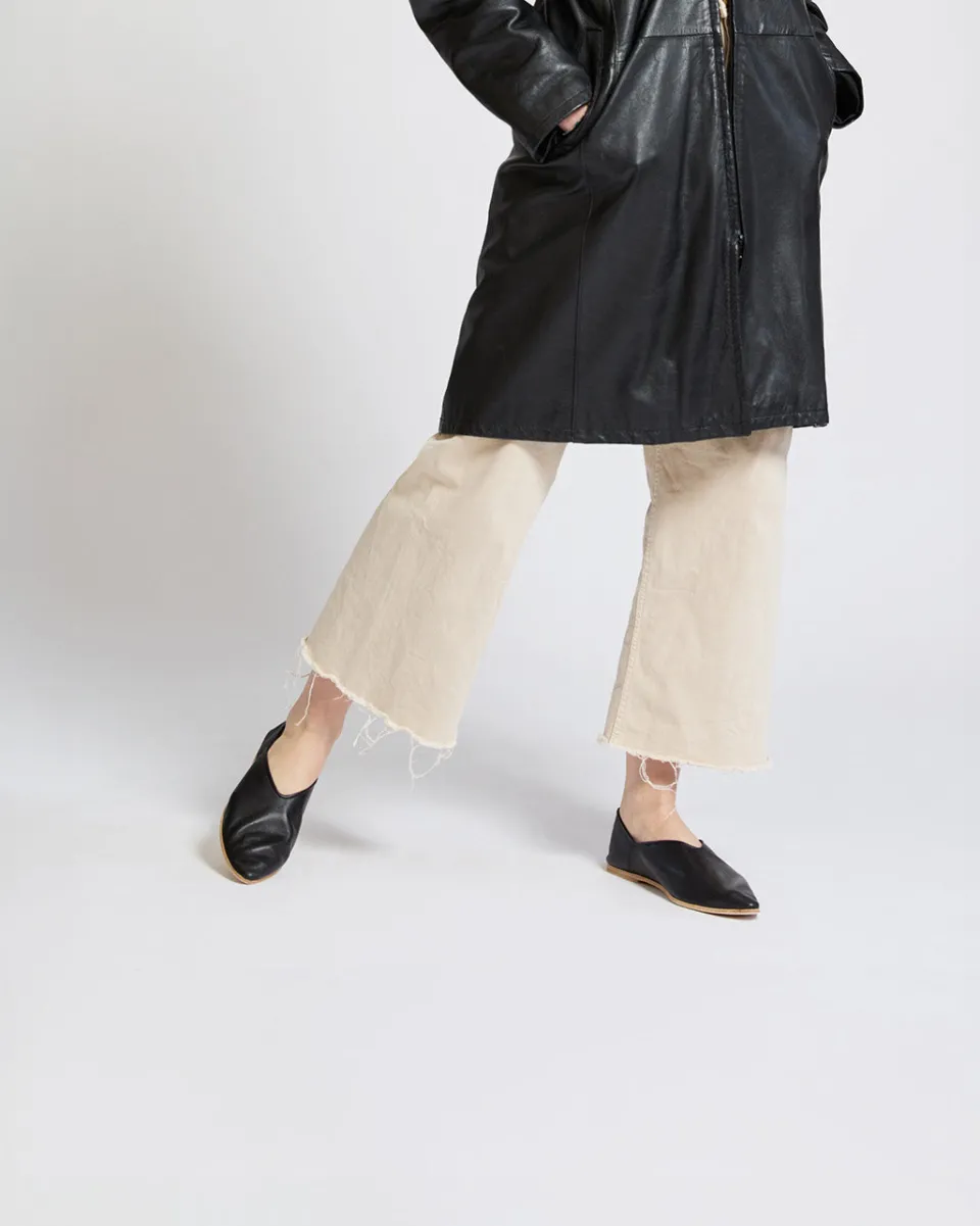 TA-DAAN Babù Milano Leather Flats - Black