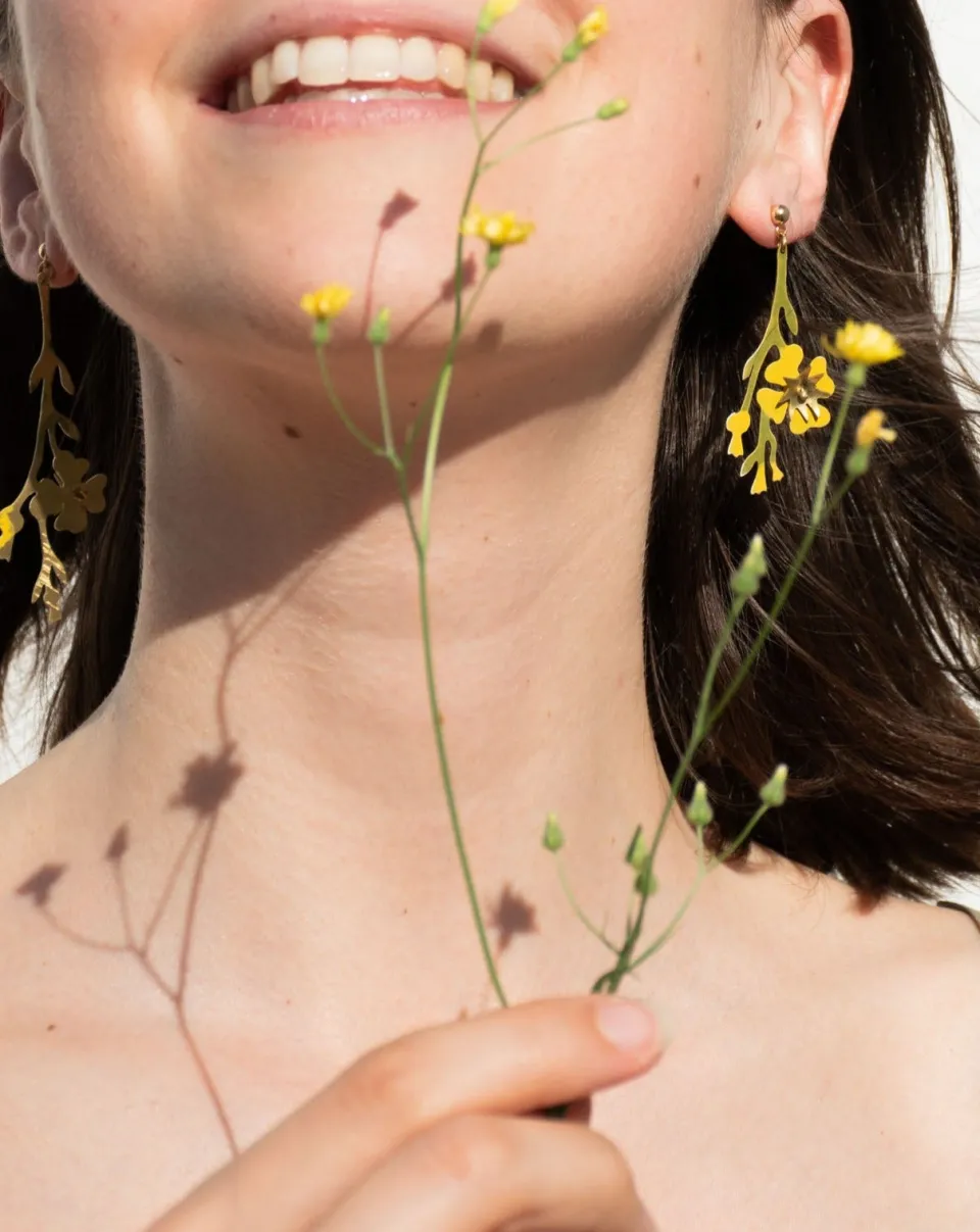 TA-DAAN Blooming statement earrings