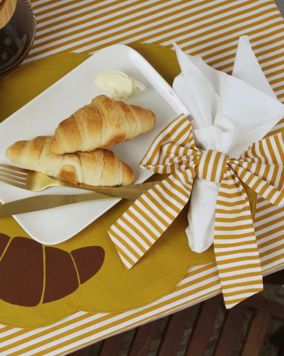 TA-DAAN Bonjour mon Amour napkin ring