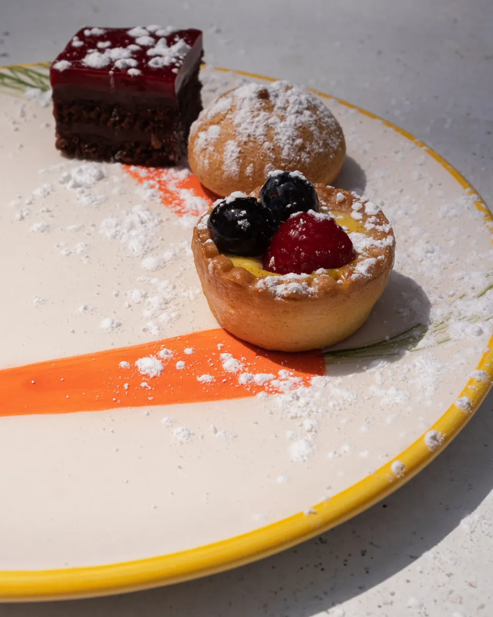 TA-DAAN Carrot Small Plate