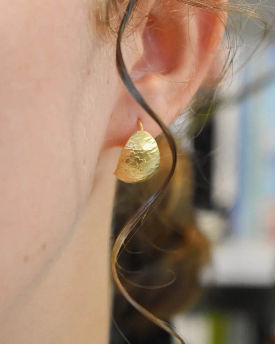 TA-DAAN Coquille Givrée Earrings