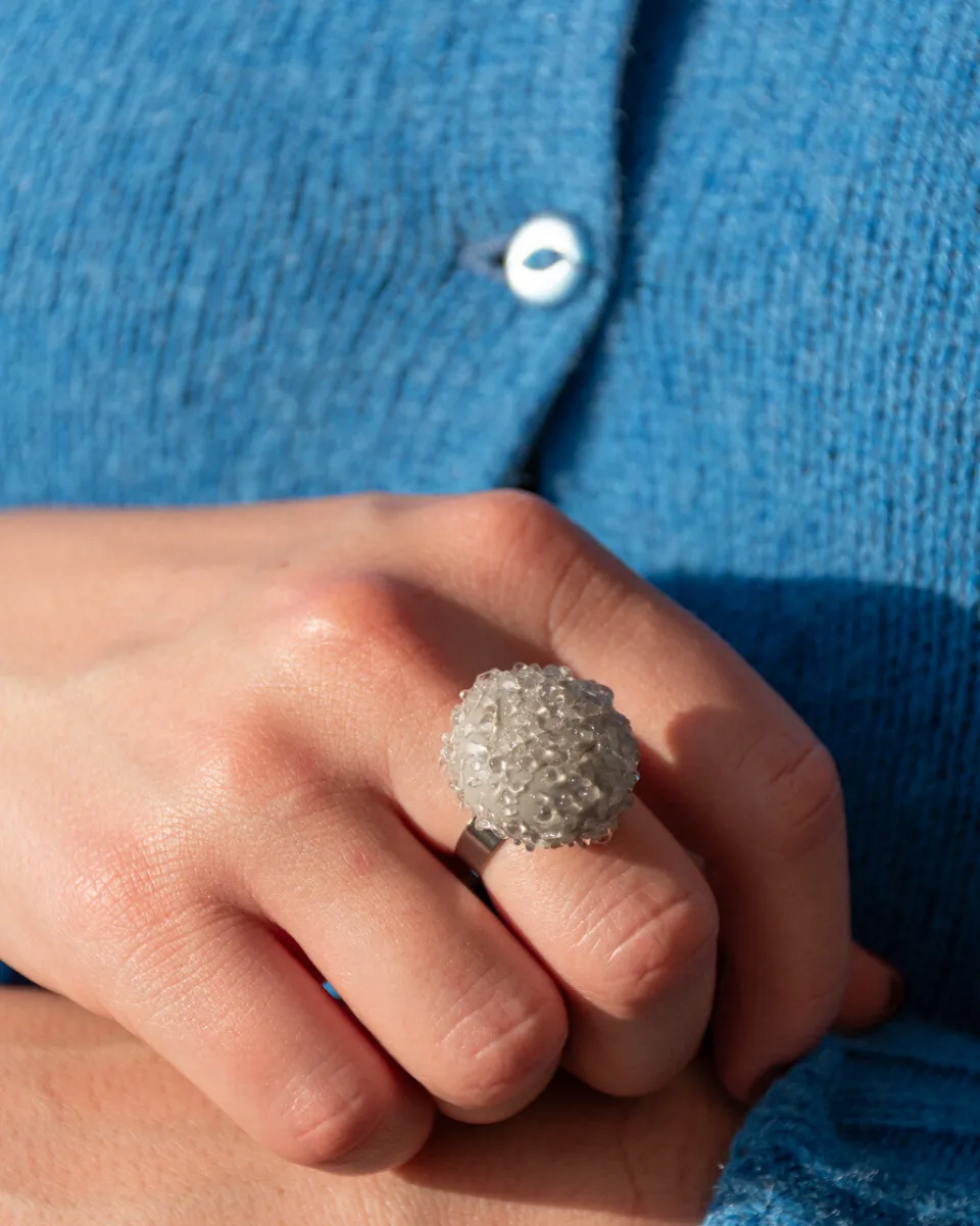TA-DAAN Crystal Gray Jellyfish Glass Ring