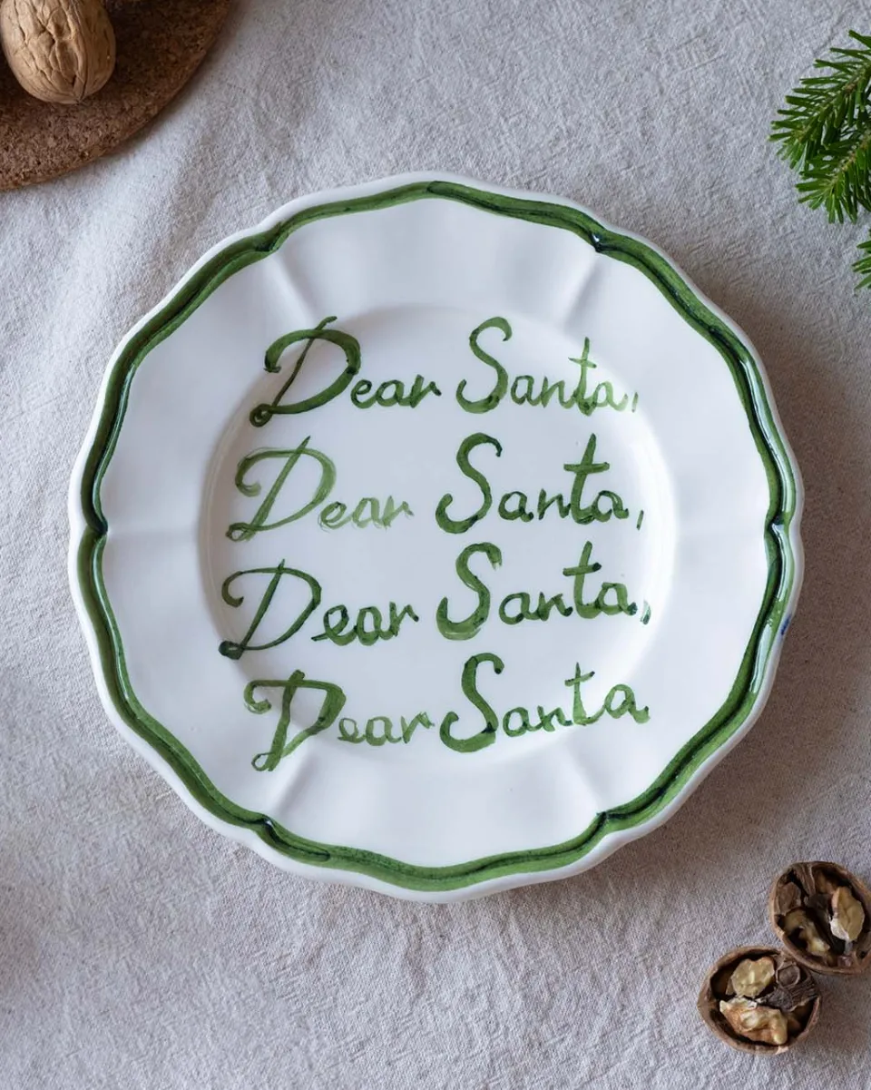 TA-DAAN Dear Santa, Dear Santa plate