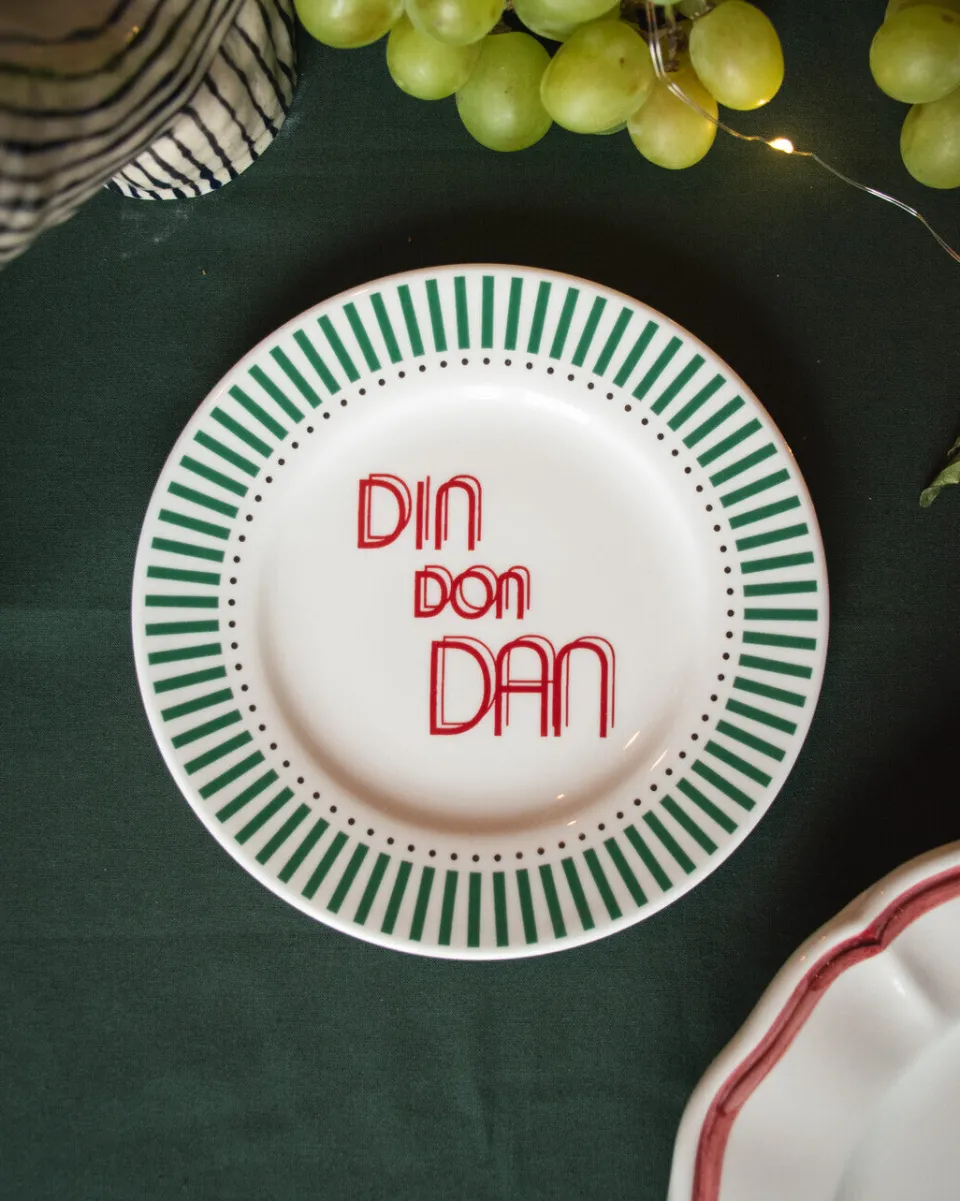 TA-DAAN Din Don Dan bread plate