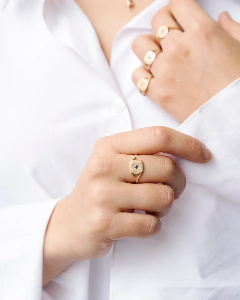TA-DAAN Double Shank Sapphire Ring