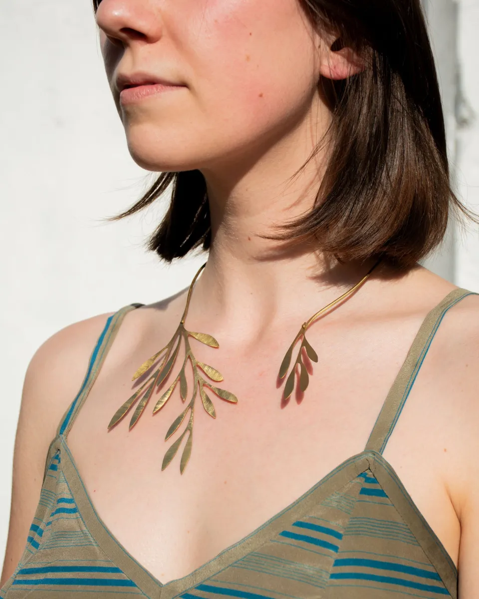 TA-DAAN Flora statement necklace