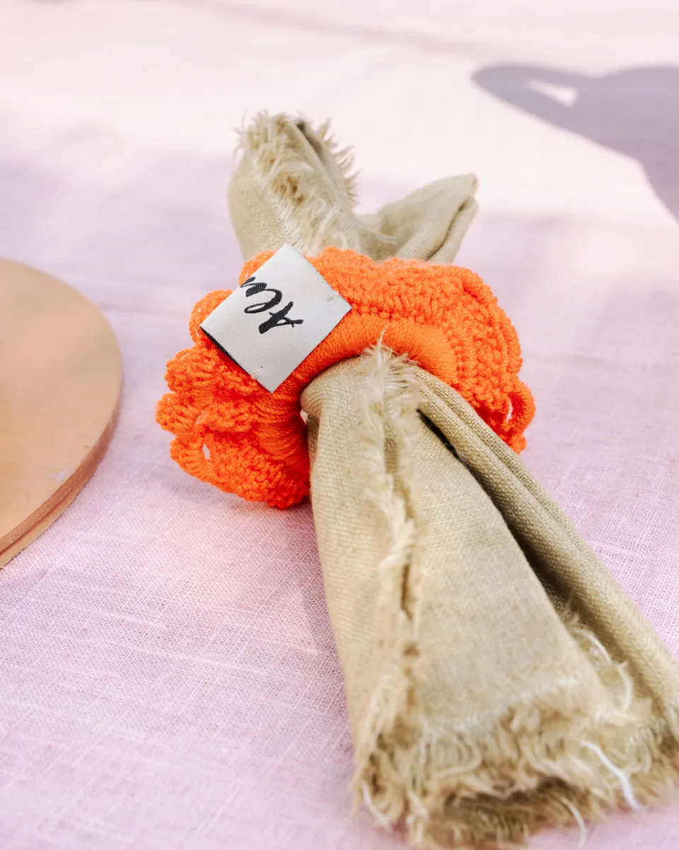 TA-DAAN Flower Napkin Holder