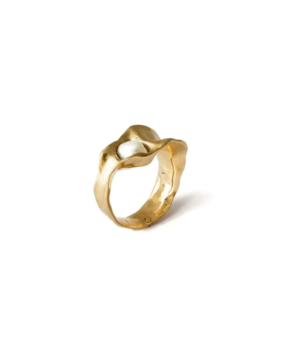 TA-DAAN Flying rivers Bronze and Pearl Ring