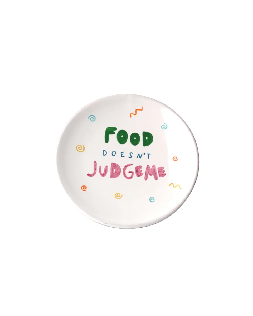 TA-DAAN Food doesn't judge me plate