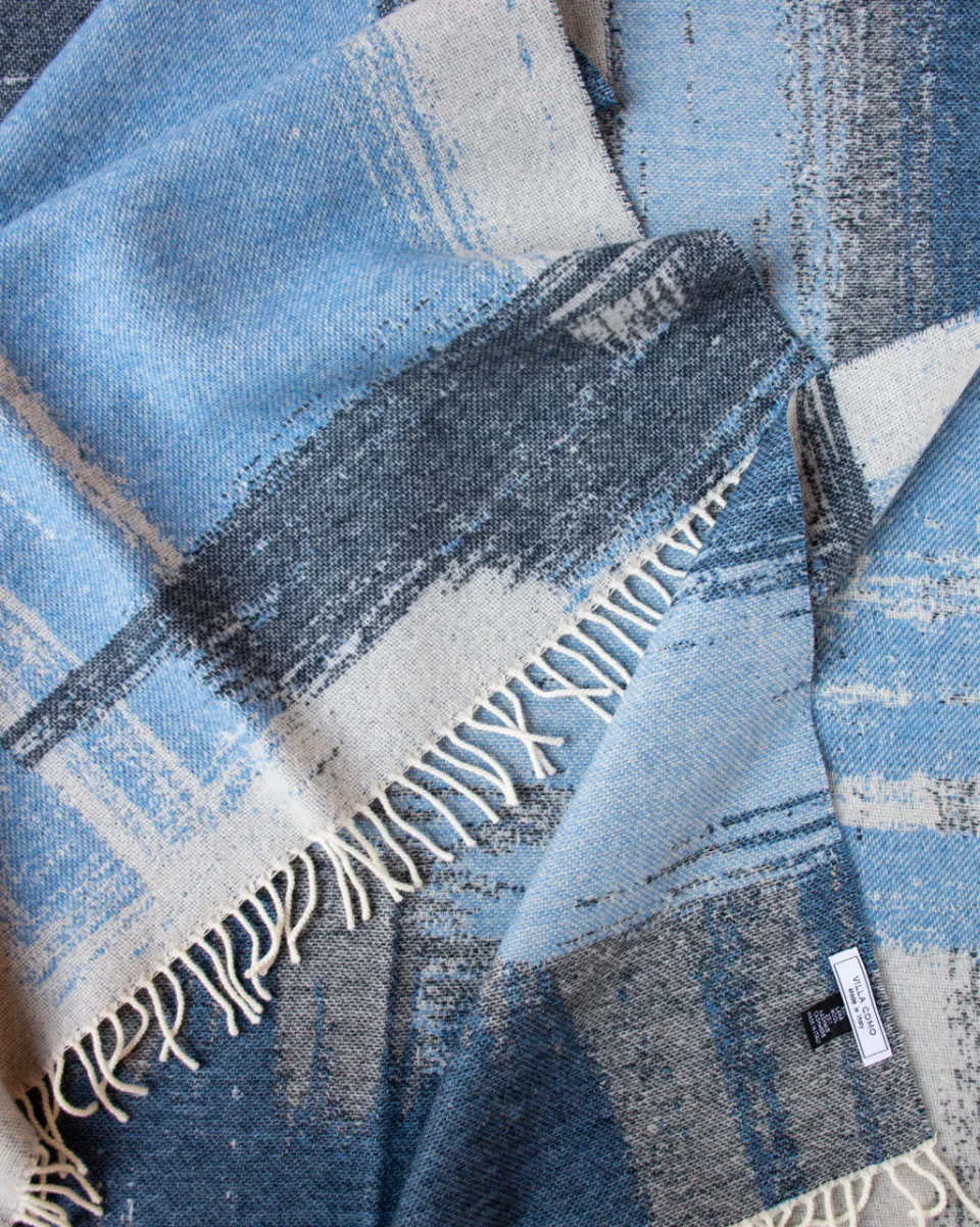 TA-DAAN Graffiti Blue Blanket