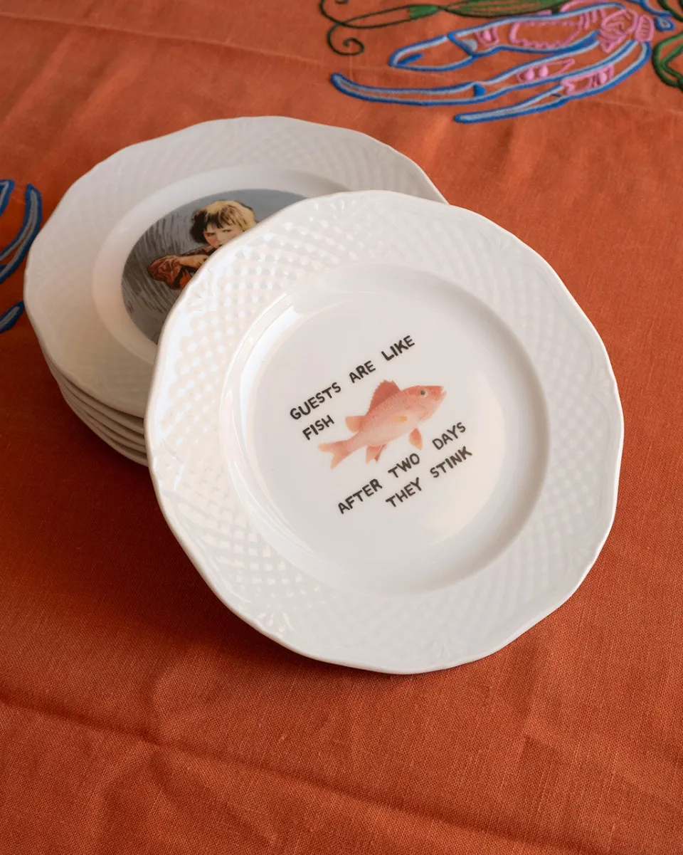 TA-DAAN Guests are like fish Very Ugly Plate