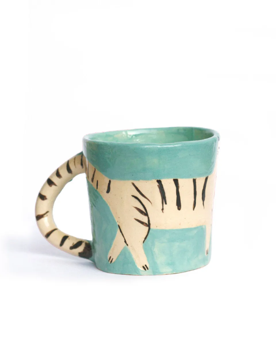 TA-DAAN Hand-Painted Cat Mug with Tail Handle