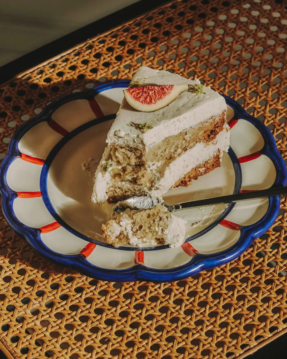 TA-DAAN Here & Now dessert plate