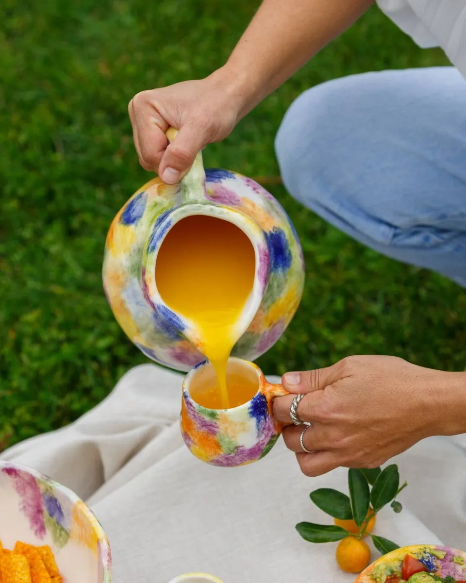 TA-DAAN Holi Jug