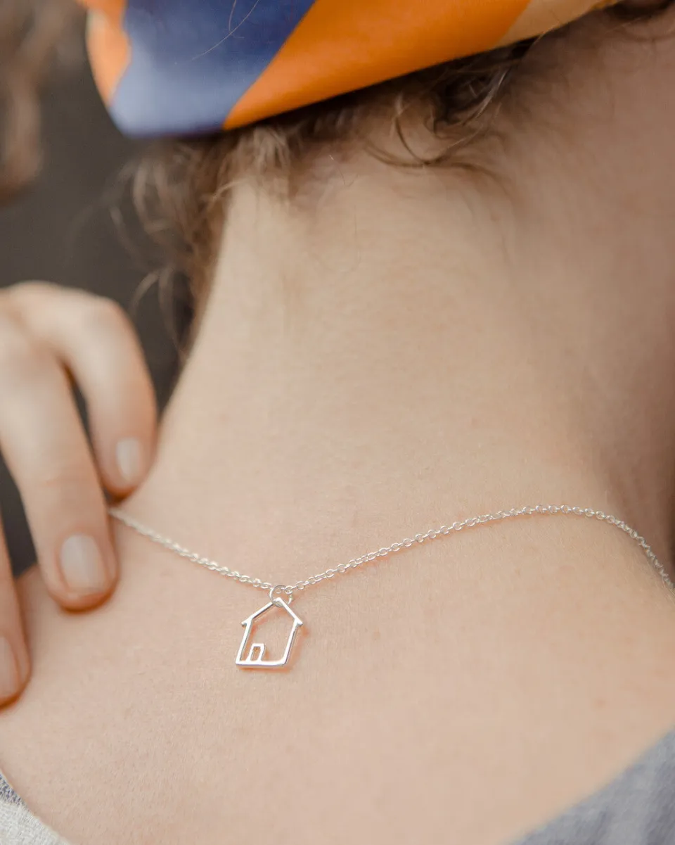 TA-DAAN House Necklace
