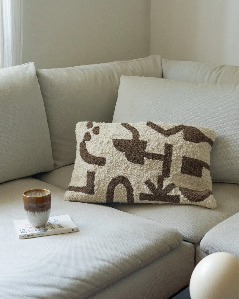 TA-DAAN Kata Tufted Cushion