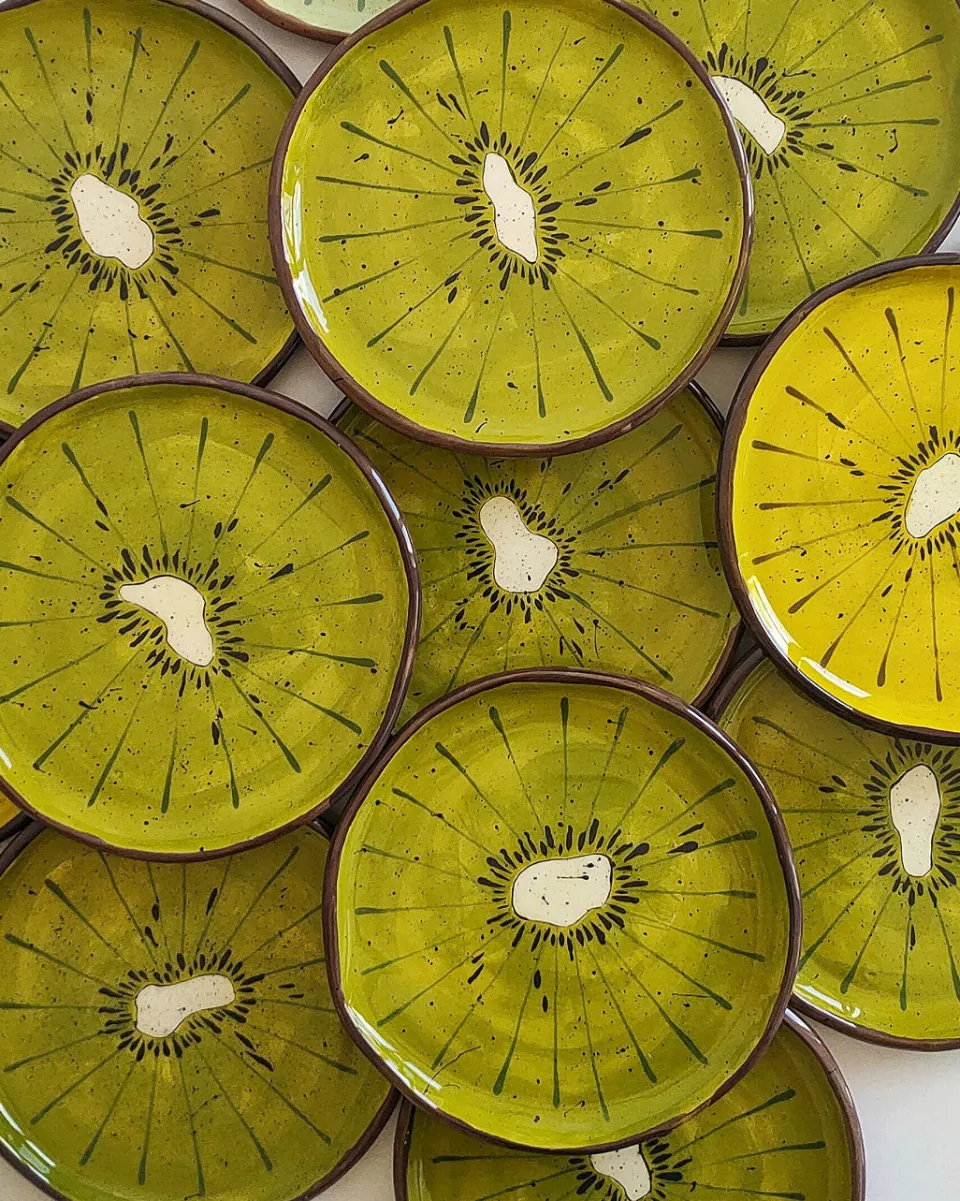 TA-DAAN Kiwi Small Plate