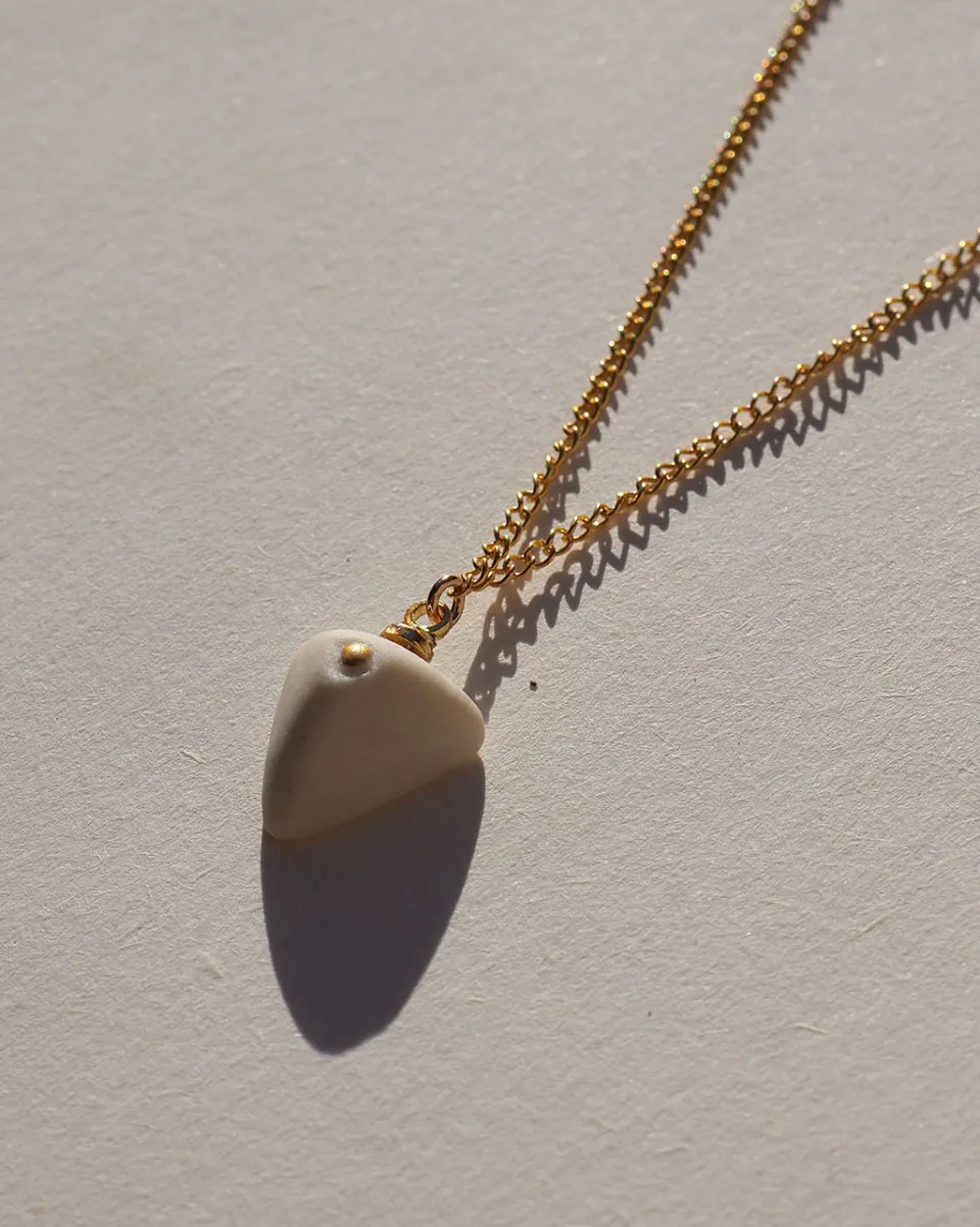 TA-DAAN «Káti mikró» Scarab Necklace No. 4