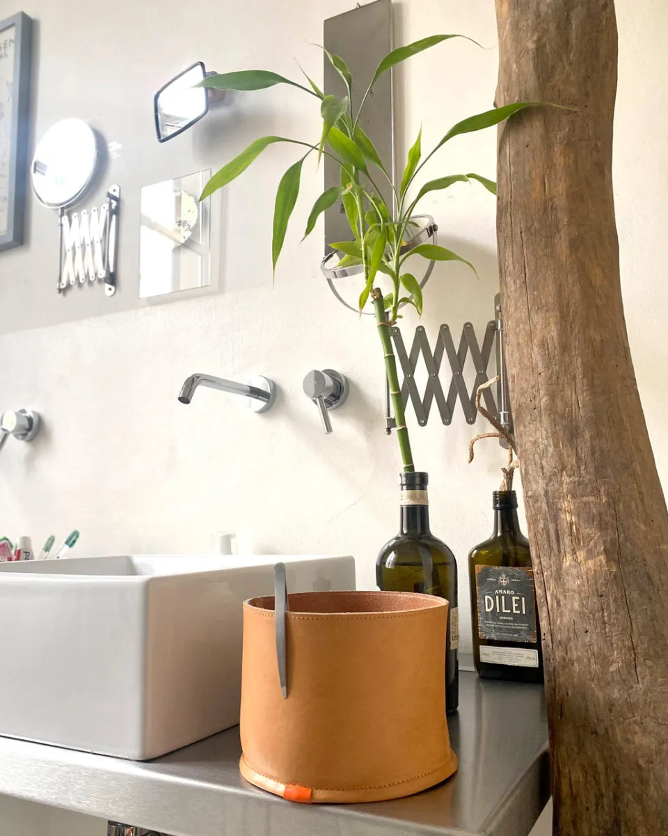 TA-DAAN Leather Canister mid