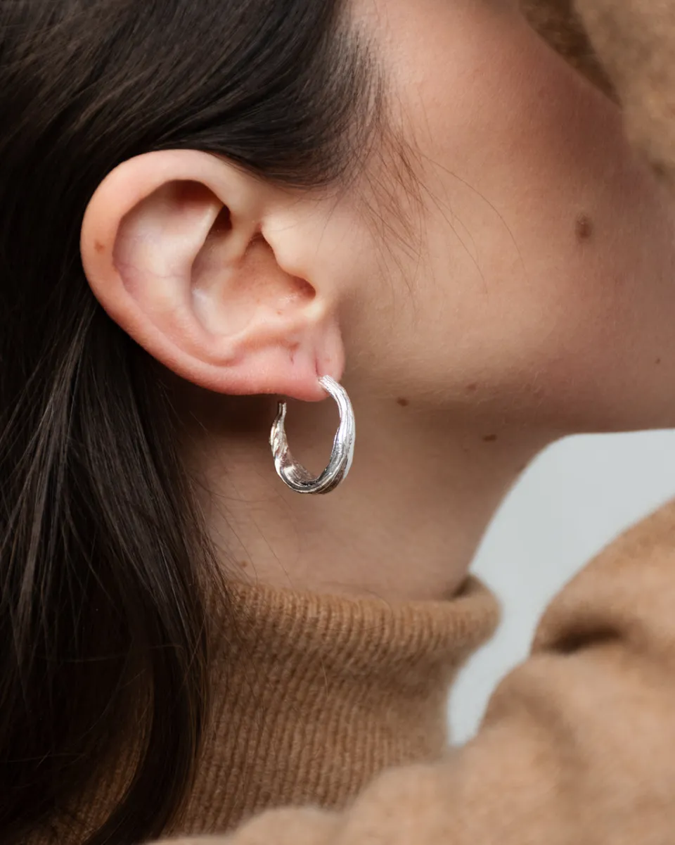 TA-DAAN Mitsuro Hoop Earrings