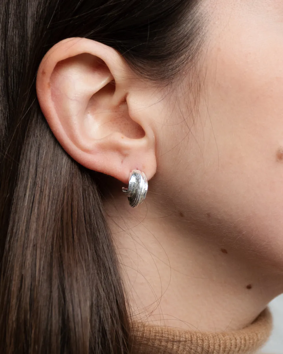 TA-DAAN Mitsuro Stud Earrings