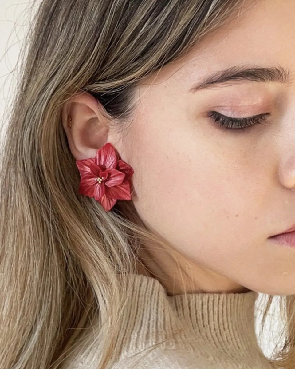 TA-DAAN Poinsettia earrings