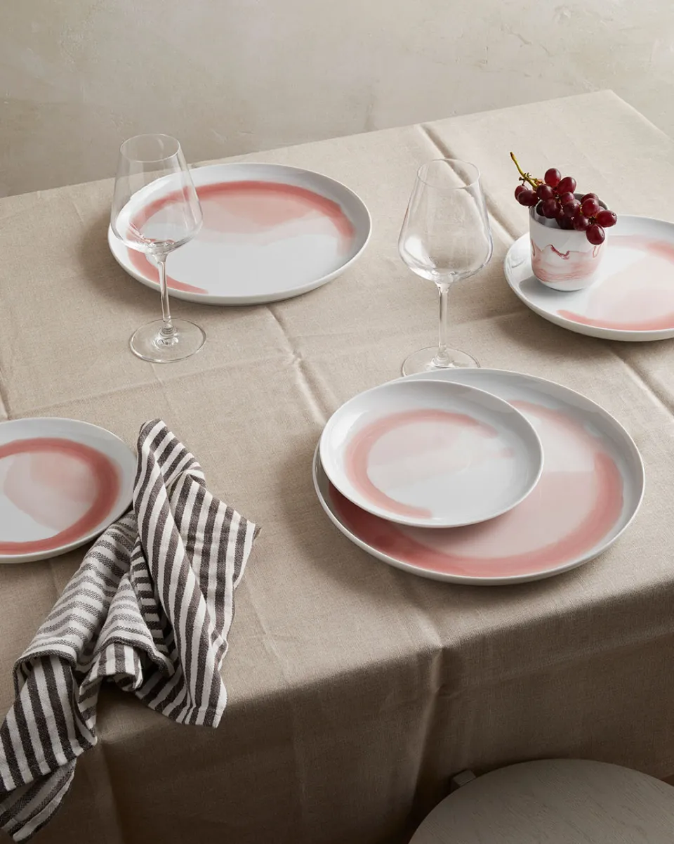 TA-DAAN POOL porcelain medium plate