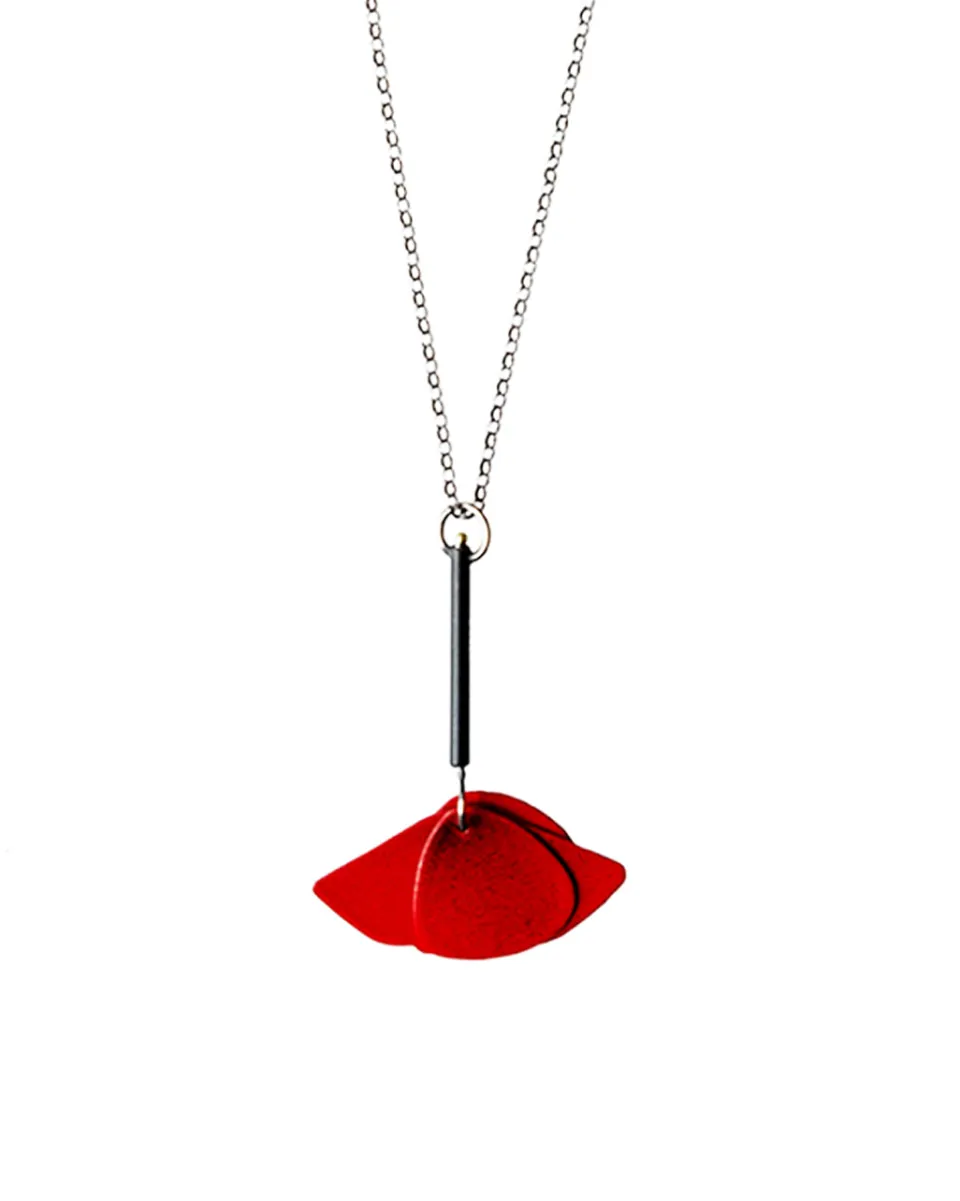 TA-DAAN Poppy herbarium Necklace