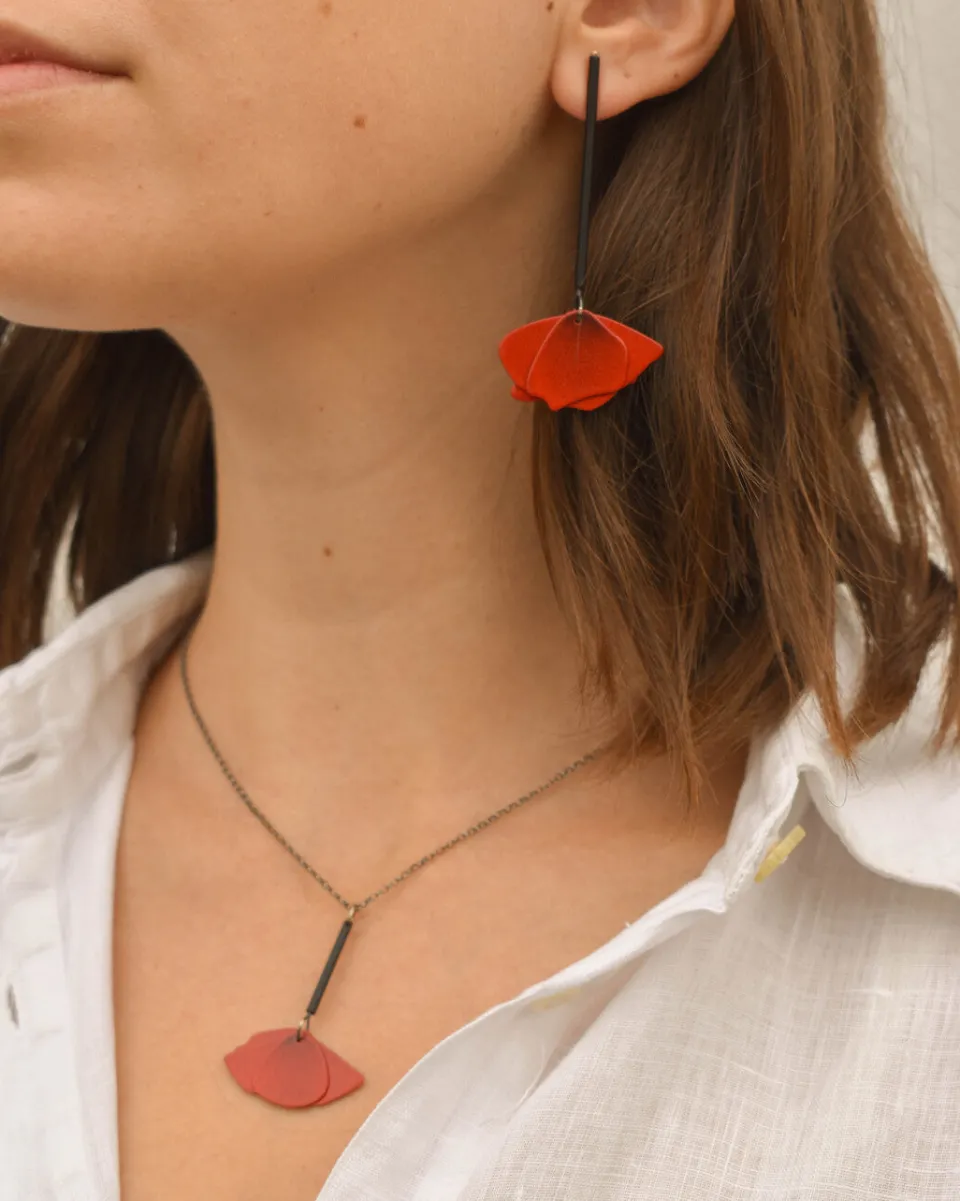 TA-DAAN Poppy herbarium Necklace