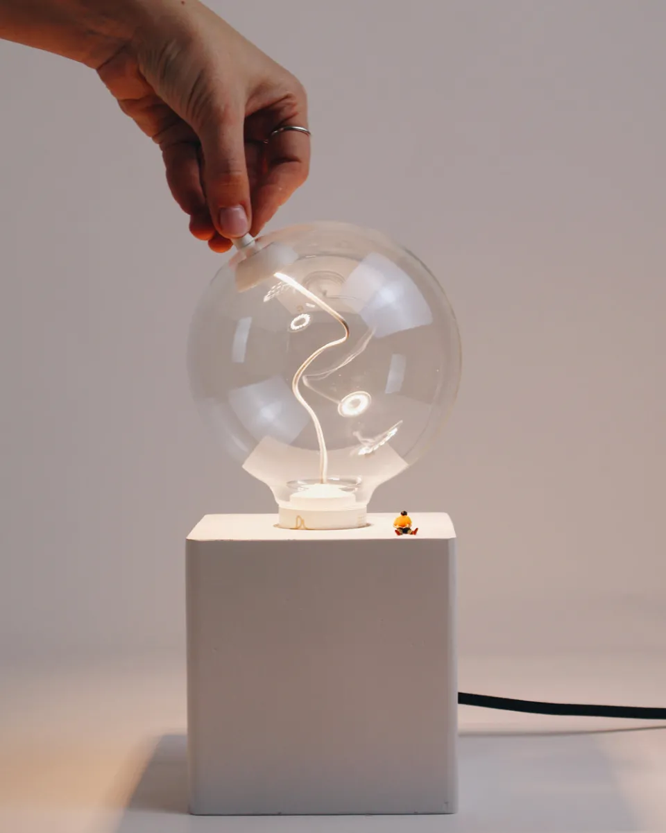 TA-DAAN Read and shine Lamp