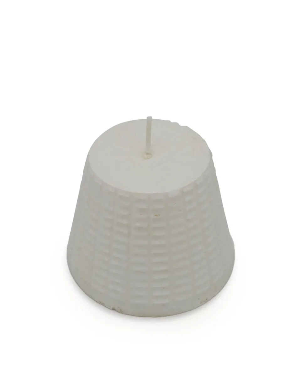 TA-DAAN Ricotta candle