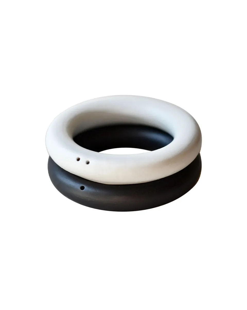 TA-DAAN Rings Salt & Pepper Shakers - Set of 2
