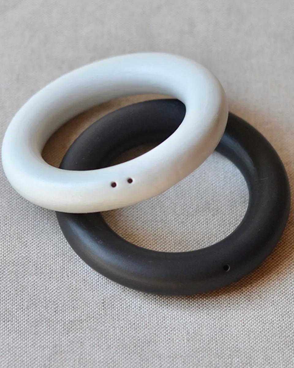 TA-DAAN Rings Salt & Pepper Shakers - Set of 2