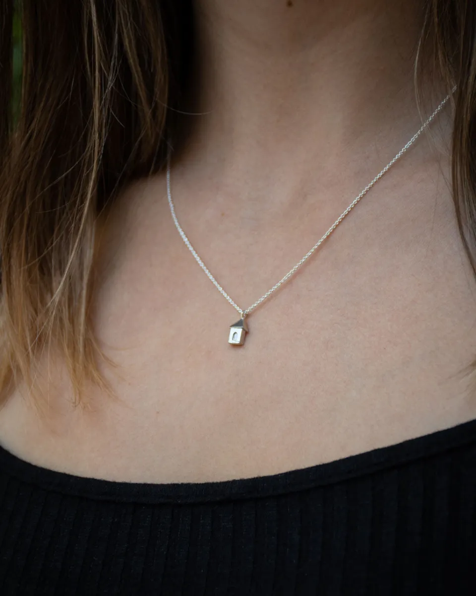 TA-DAAN Seeking House Necklace