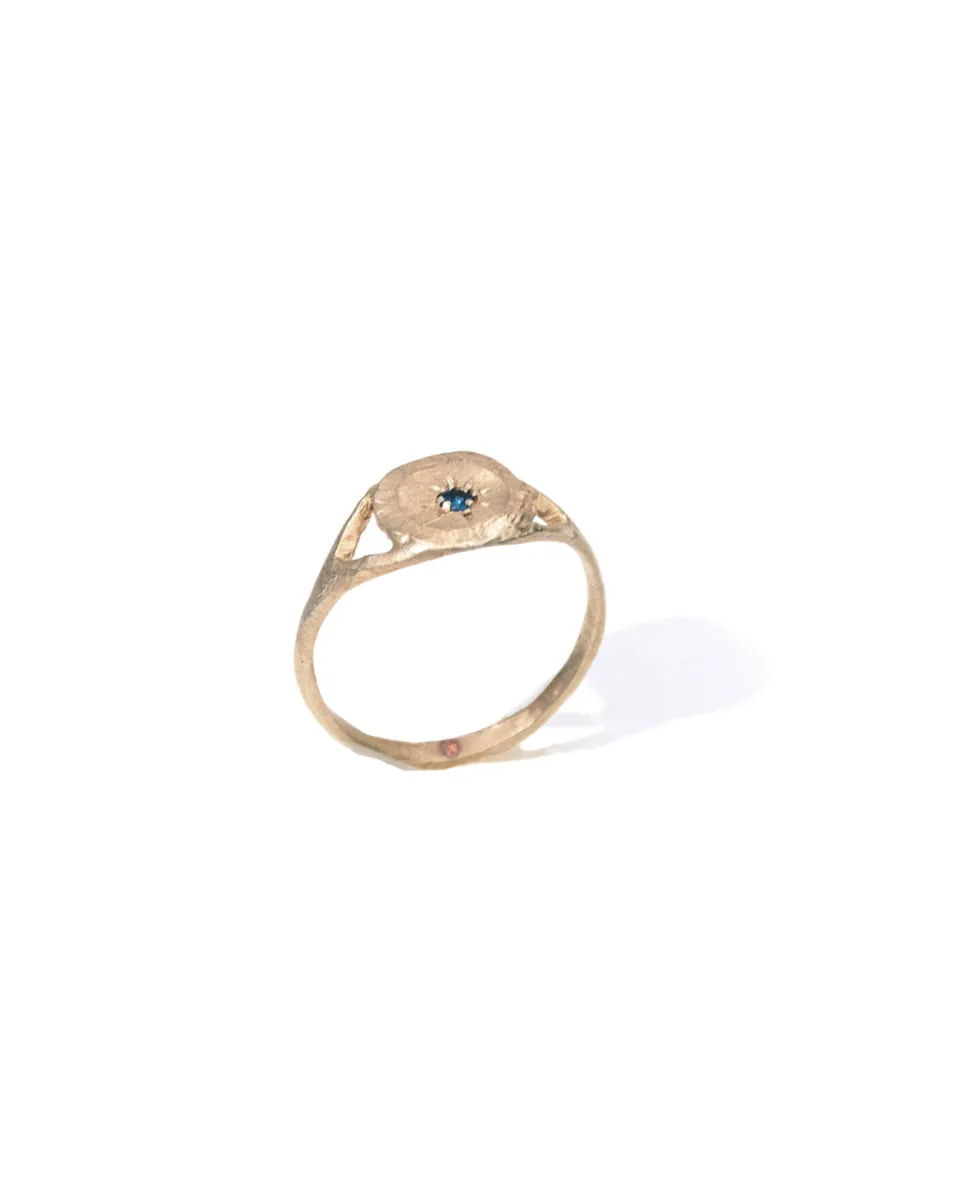 TA-DAAN Single Shank Sapphire Ring