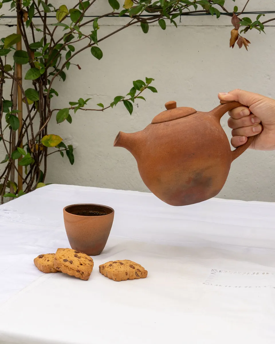 TA-DAAN Smocky Tea Pot
