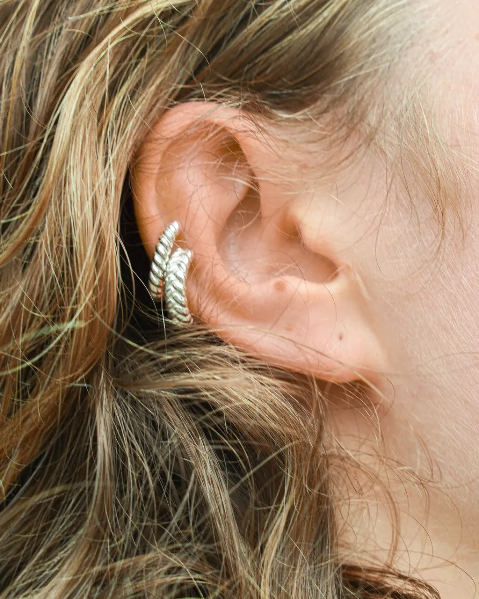TA-DAAN Spiral ear cuff