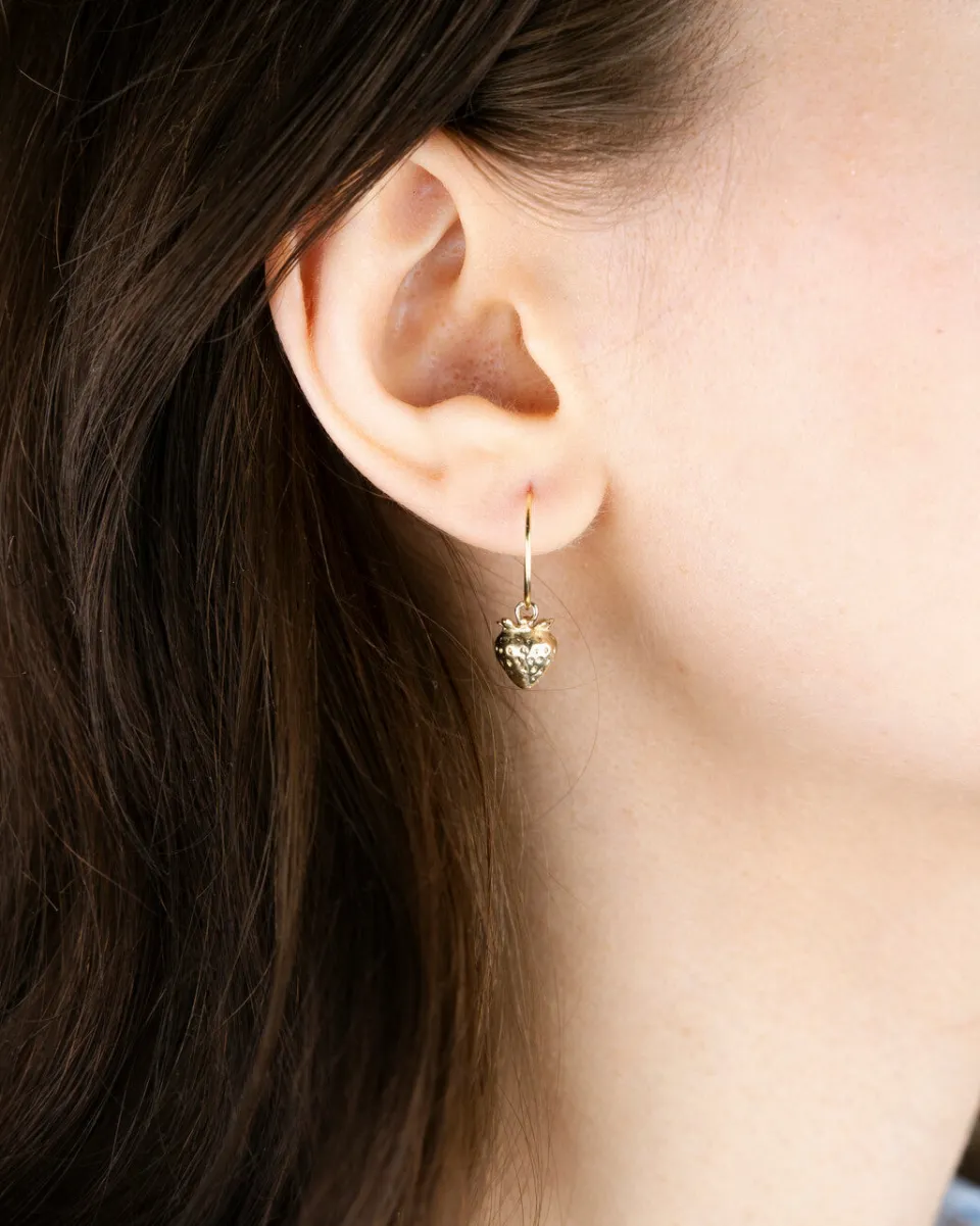 TA-DAAN Strawberry earrings
