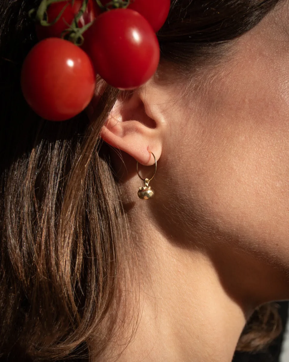TA-DAAN Tomato earrings