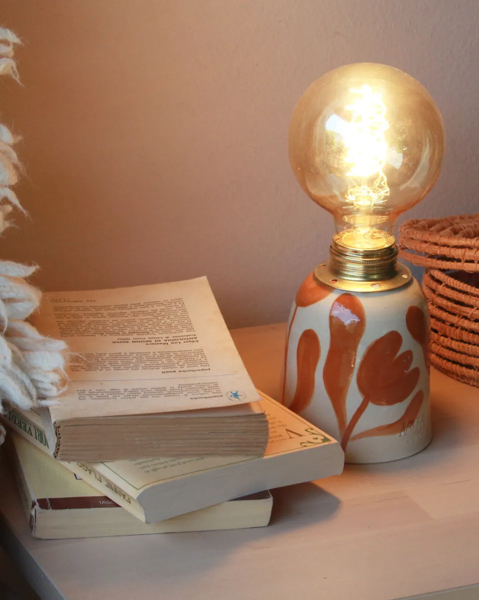 TA-DAAN Tulips Lamp