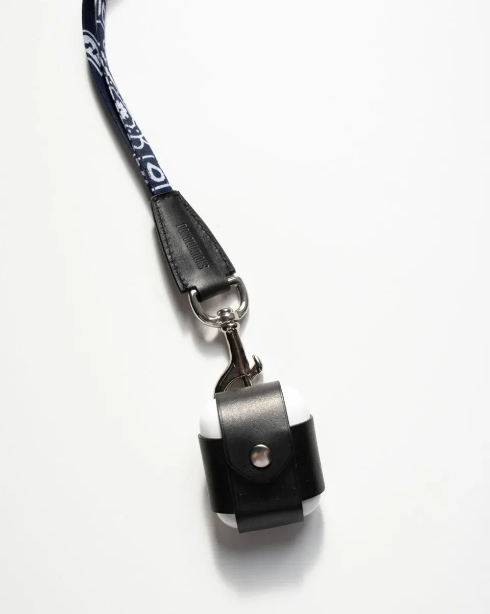 TA-DAAN Yari Airpods sleeve
