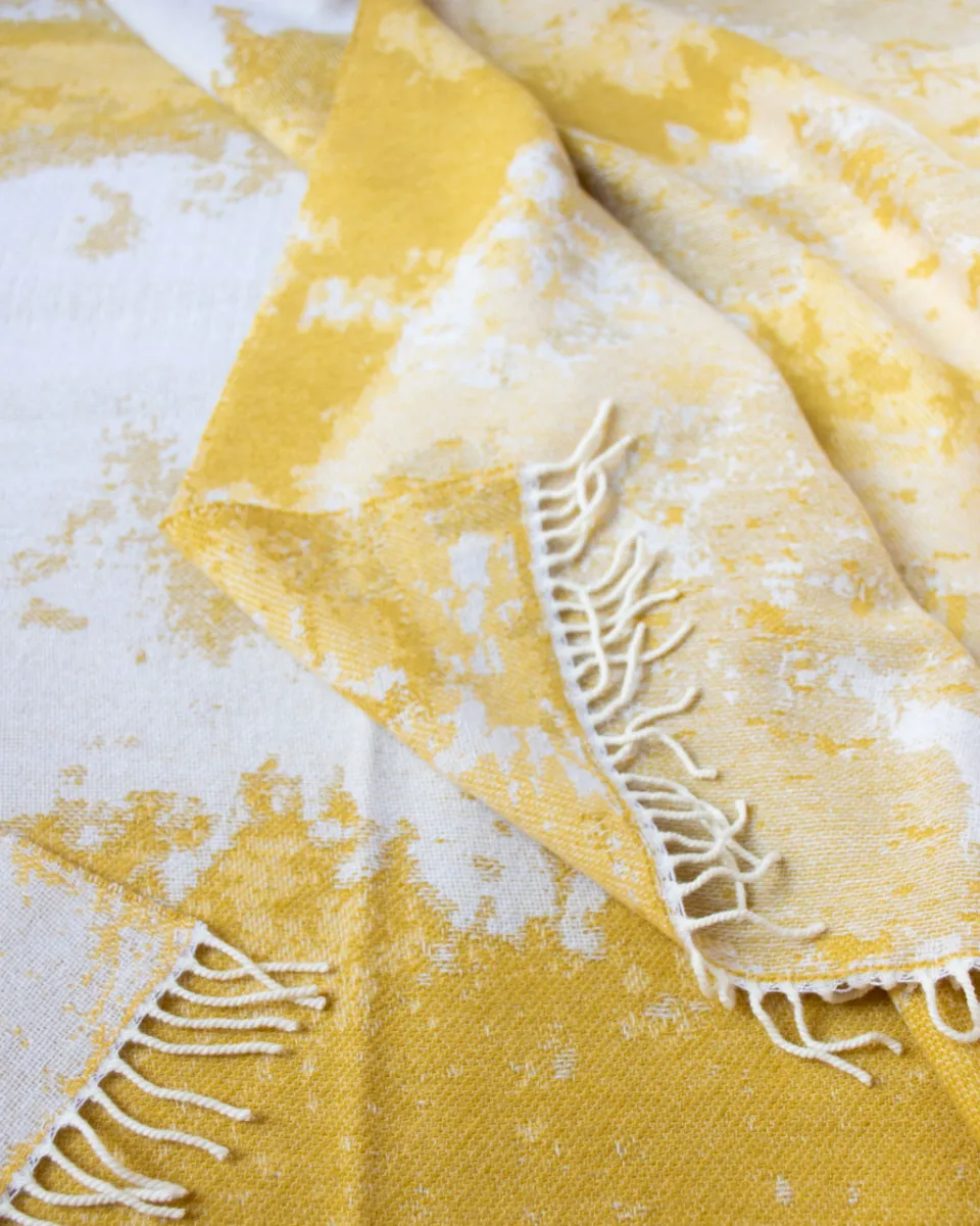TA-DAAN Yellow Stucco Blanket