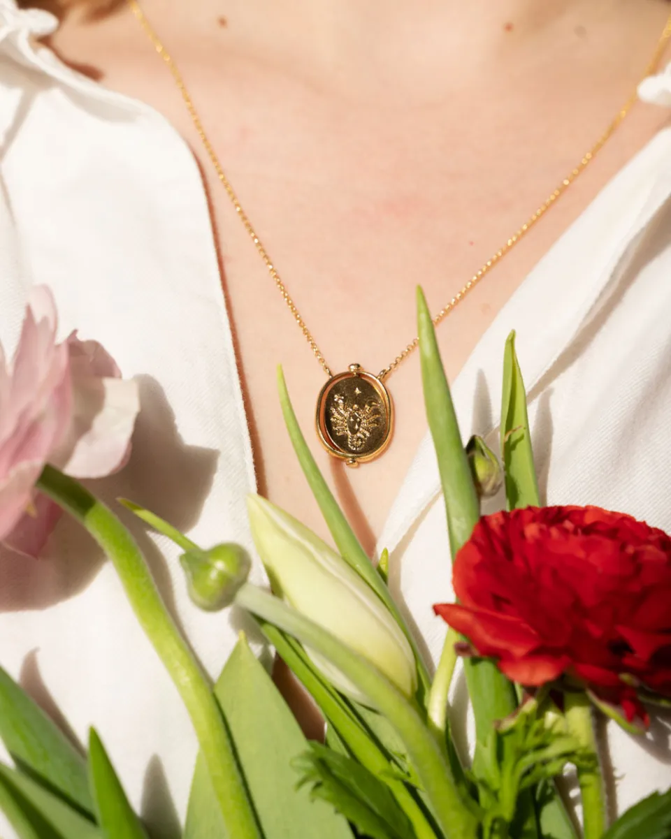 TA-DAAN Zodiac Necklace - Scorpio